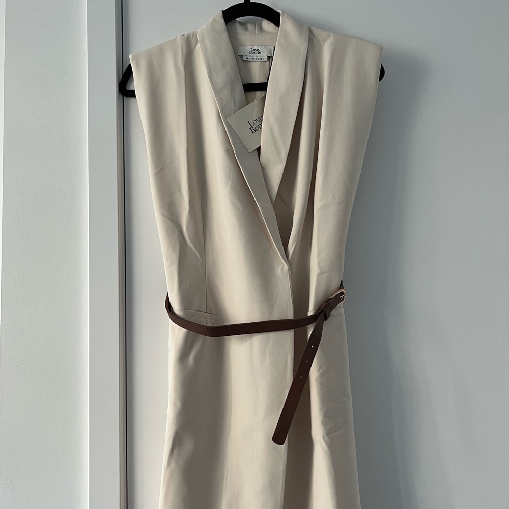 Love Bonito Serita Shoulder Padded Tailored Shift Dress Cream NWT